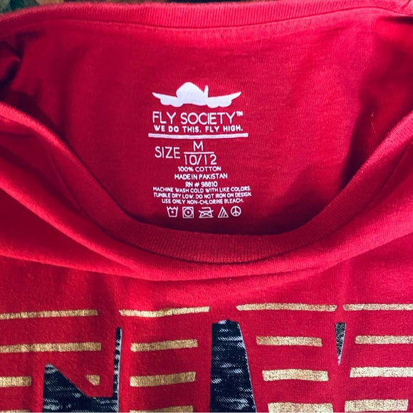 Fly Society Premium Streetwear. Red top.  Loving all the details. - Picture 8 of 12
